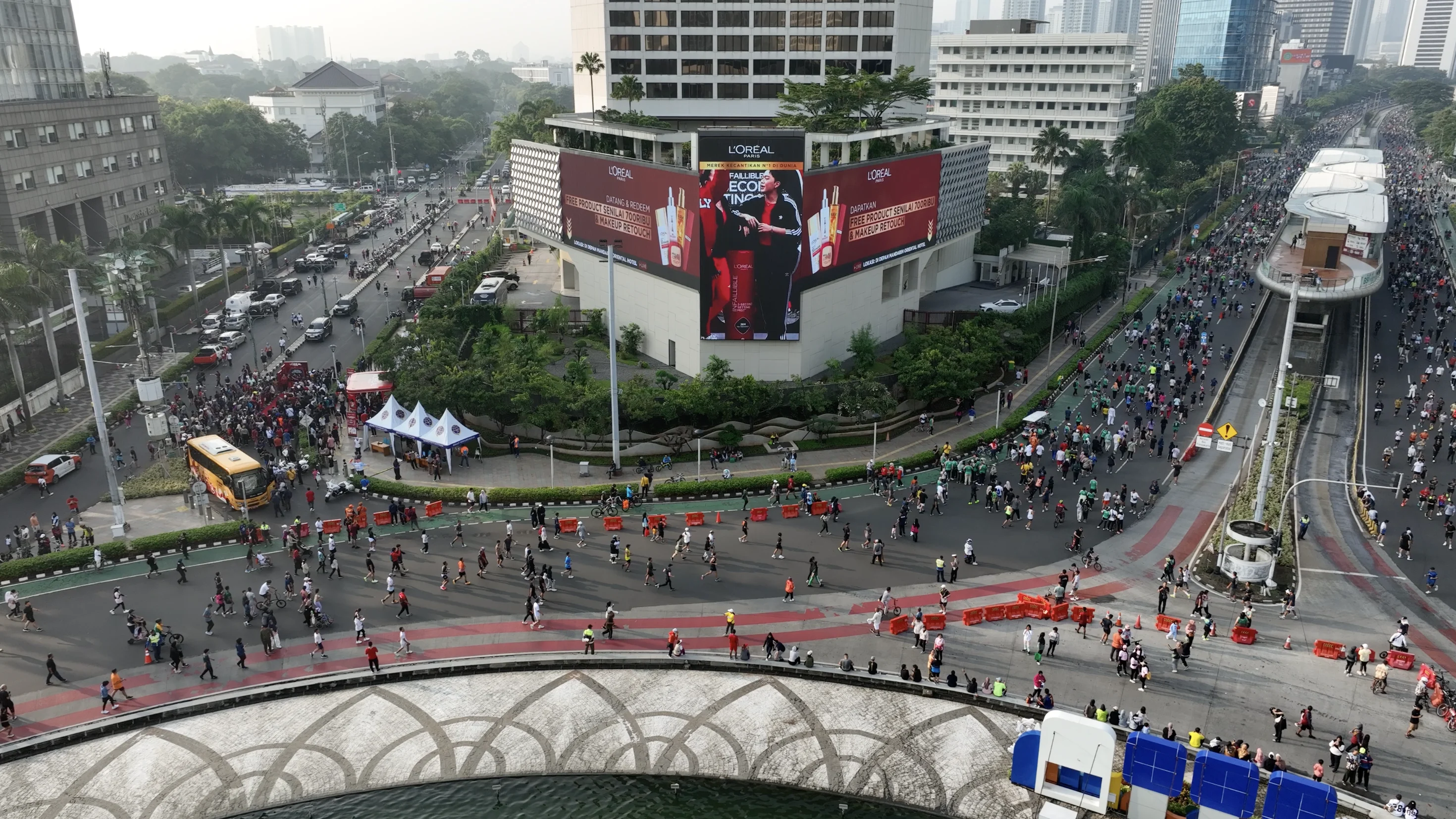 L’Oréal CFD Jakarta live-stream LED videotron Mandarin Hotel